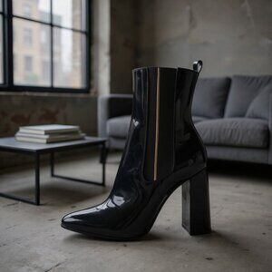 Miu Miu Patent Leather Black Chelsea Boots Botties NEW Size 11 Euro 41